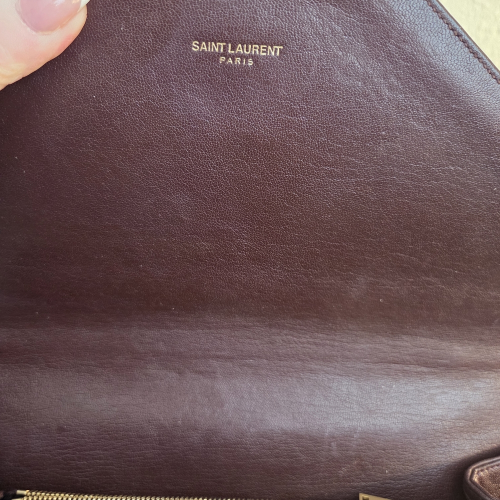 YVES SAINT LAURENT Cassandra Envelope Bag Authentic Burgundy Leather - Picture 9 of 15